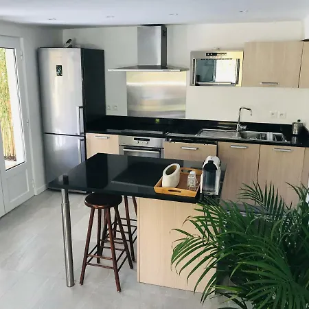 Apartment La Dependance Beausoleil